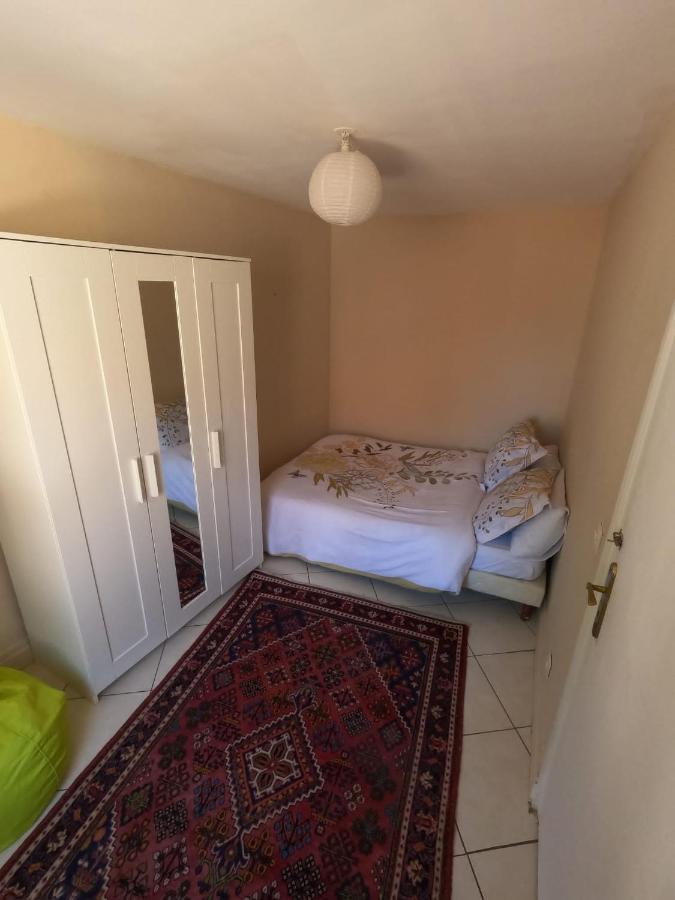 Apartament Chez Ma Petite Reine 1 Pontoise Zewnętrze zdjęcie
